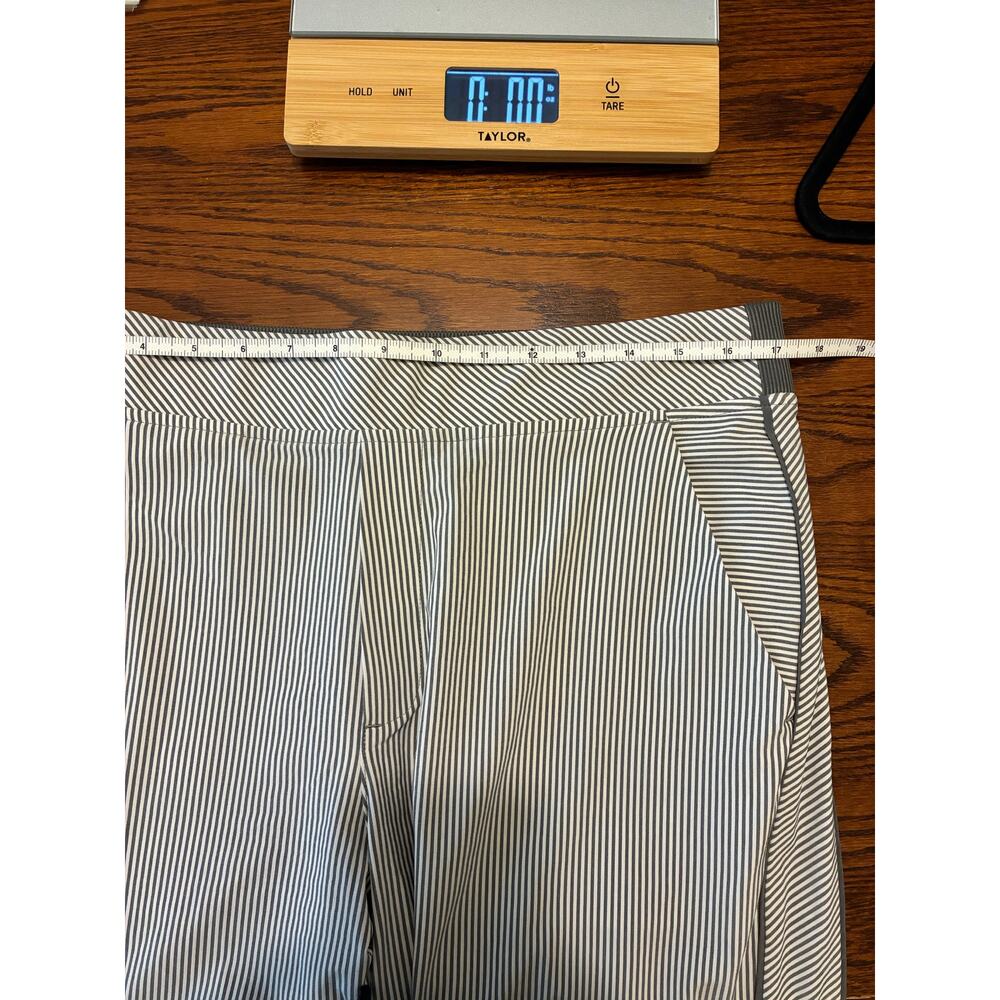 Athleta Brooklyn Textured Ankle Pants Gray Striped Travel Size 14T Tall - Picture 8 of 8